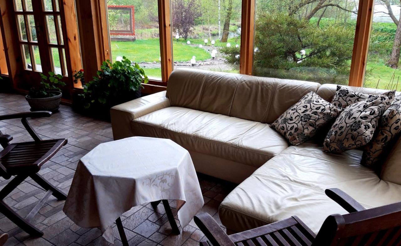 Hotel Viesu Nams Zala Sala Litavniki Esterno foto