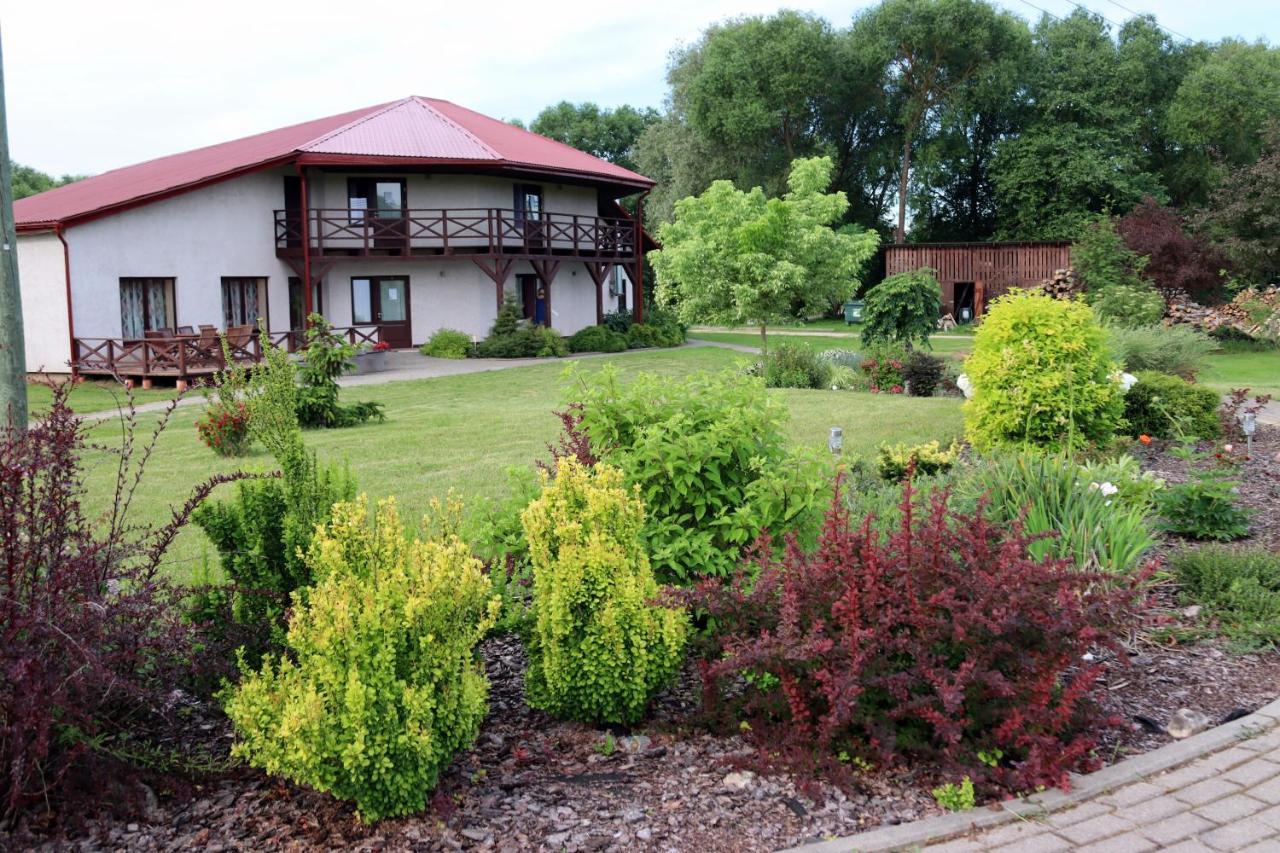 Hotel Viesu Nams Zala Sala Litavniki Esterno foto